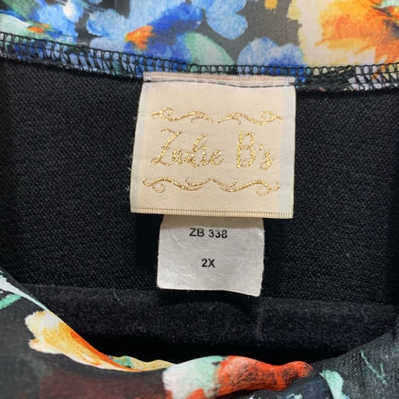 Zadie B’s Scarf Tunic. - Picture 3 of 6